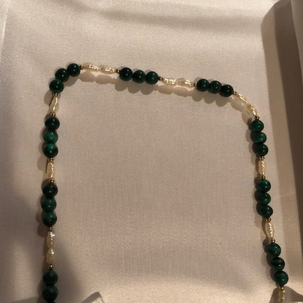 14k gold and pearl necklace